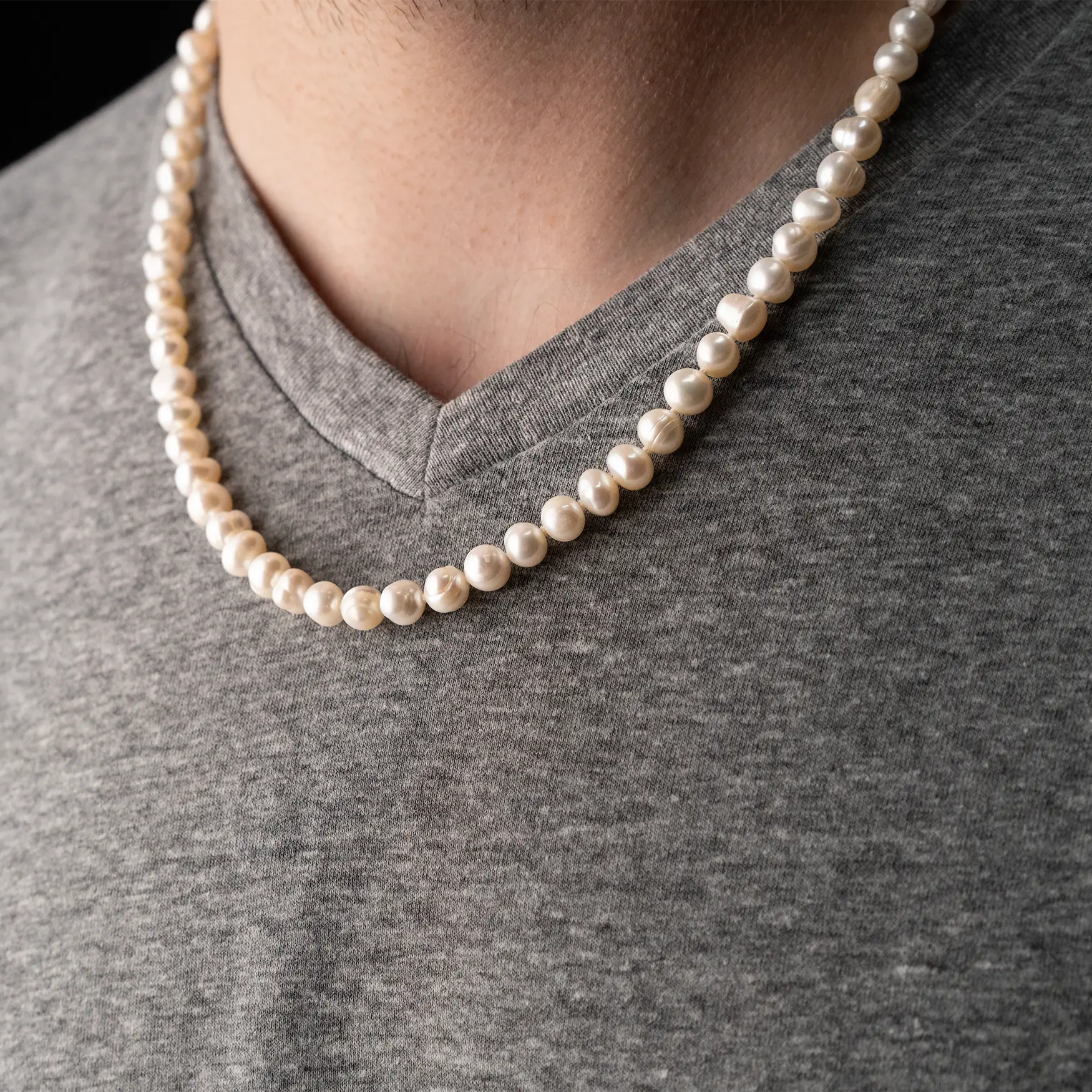 The Valiant Pearls - Image 2